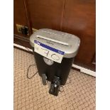 Fellowes 53C Shredder Please read the following important notes:- ***Overseas buyers - All lots