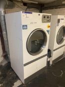 Huevsch HU035NMTJ1G1W01 GAS COMMERCIAL TUMBLE DRYER, serial no. 0510014166, 230V Please read the
