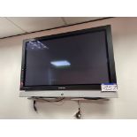 Samsung Flat Screen Monitor, with wall bracket (no remote control) Please read the following