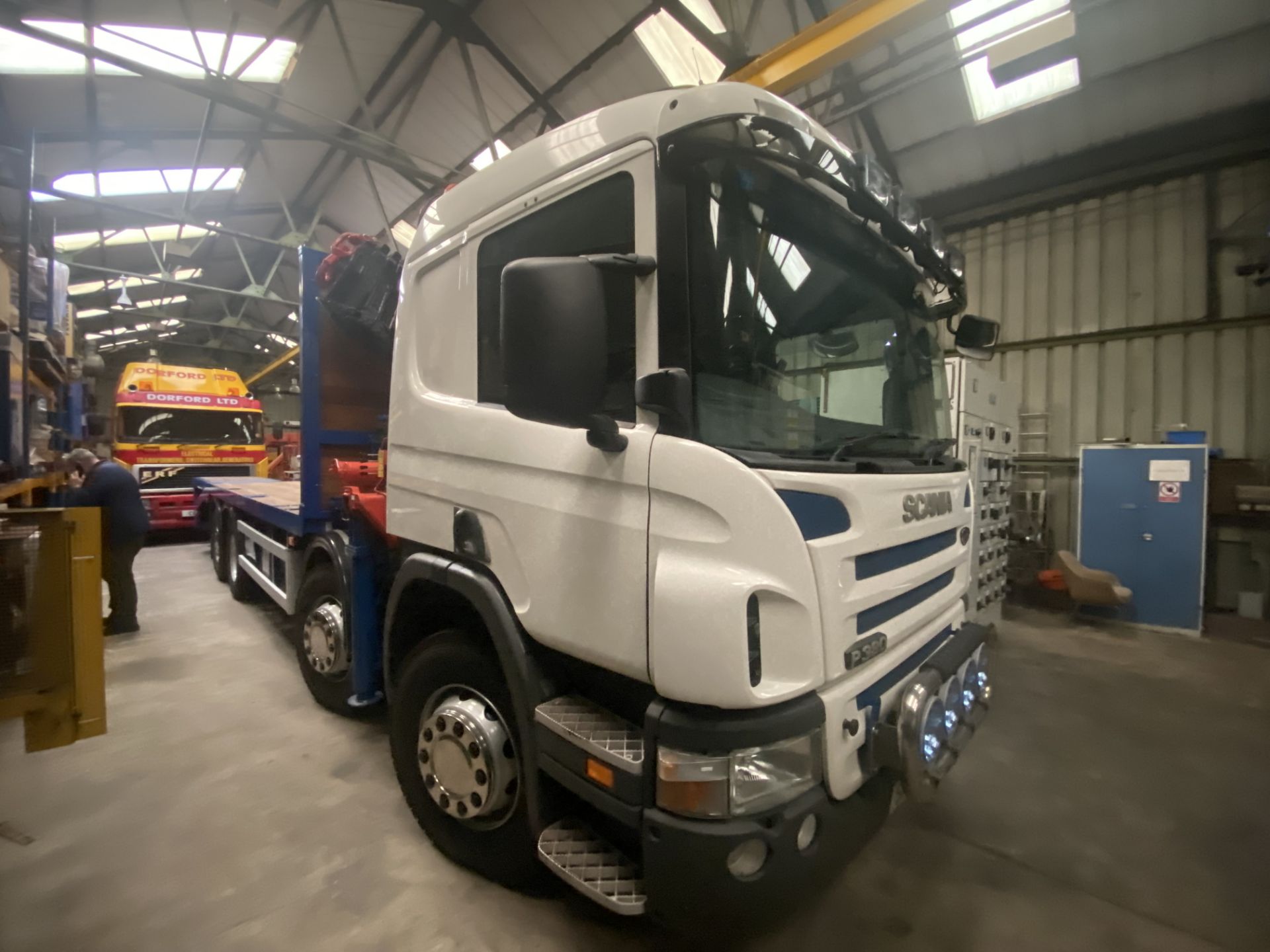 Scania P380 8X2 CHEESE WEDGE RAMP PLANT TRANSPORTER, registration no. SN57 VYP, date first - Image 18 of 42