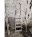 Five Rise Aluminium Step Ladder Please read the following important notes:- ***Overseas buyers - All