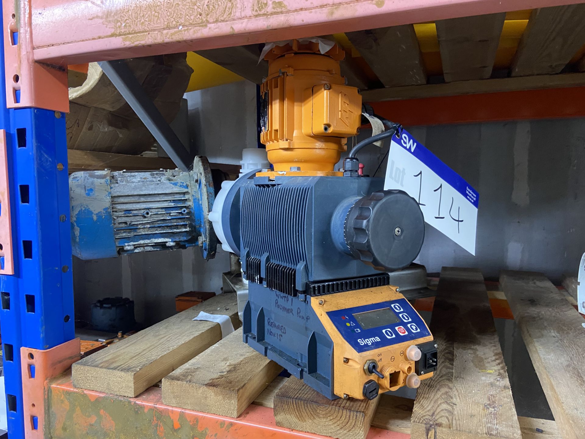 Promnent 82CAHM07120PVT0170UA11000 Sigma Pump, lot located in Bretherton, Lancashire, lot loaded