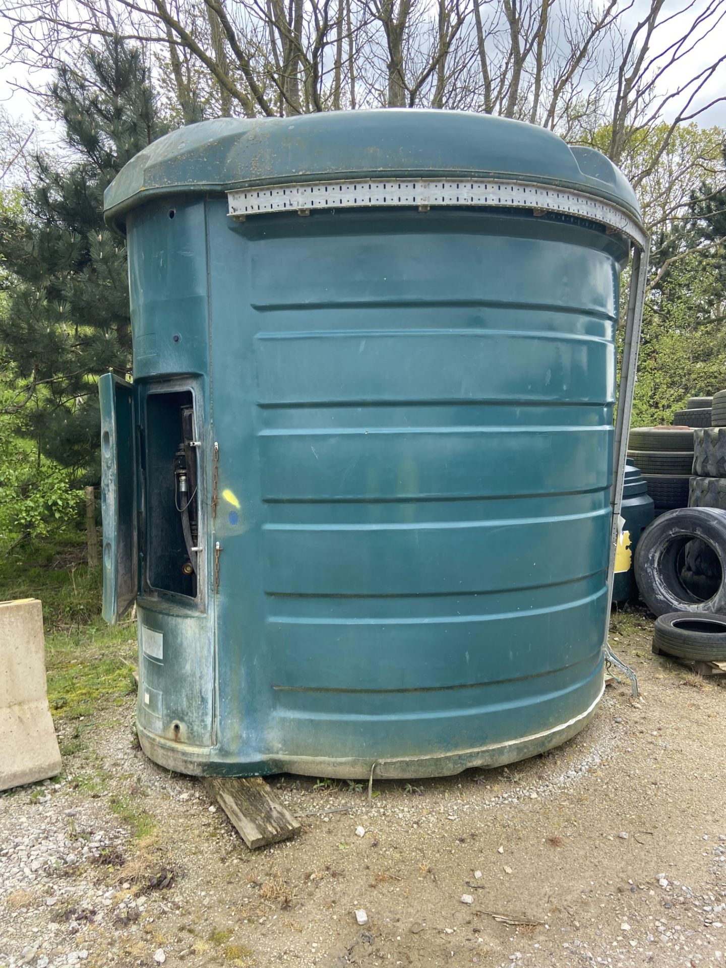 Bunded Plastic Diesel Storage Tank, approx. 2.9m high, with fuel dispensing unit, lot located in