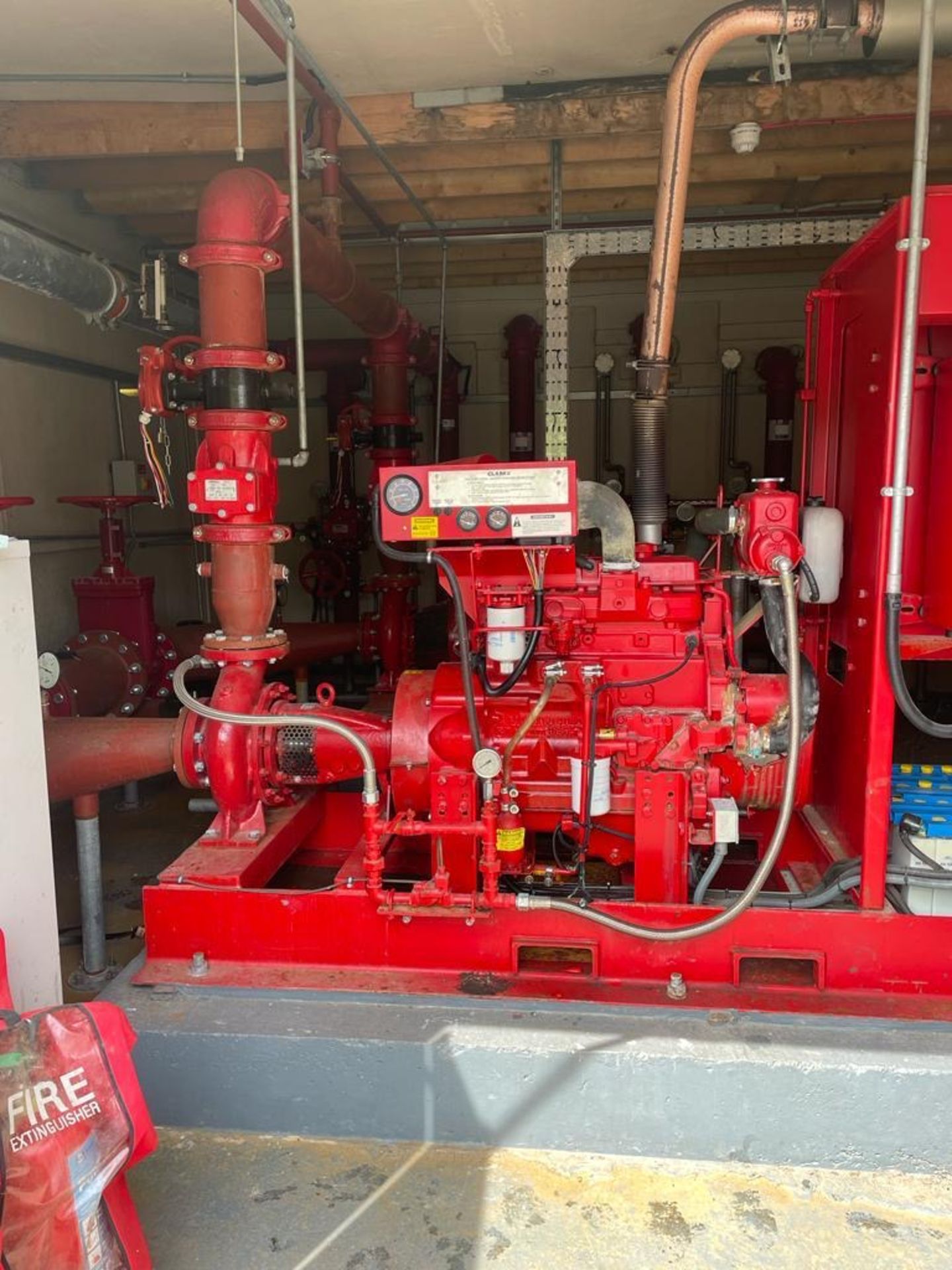 Tyco Clarke Grundfos DIESEL ENGINE EMERGENCY STANDBY FIRE PUMP, 125 hours at time of listing, fitted