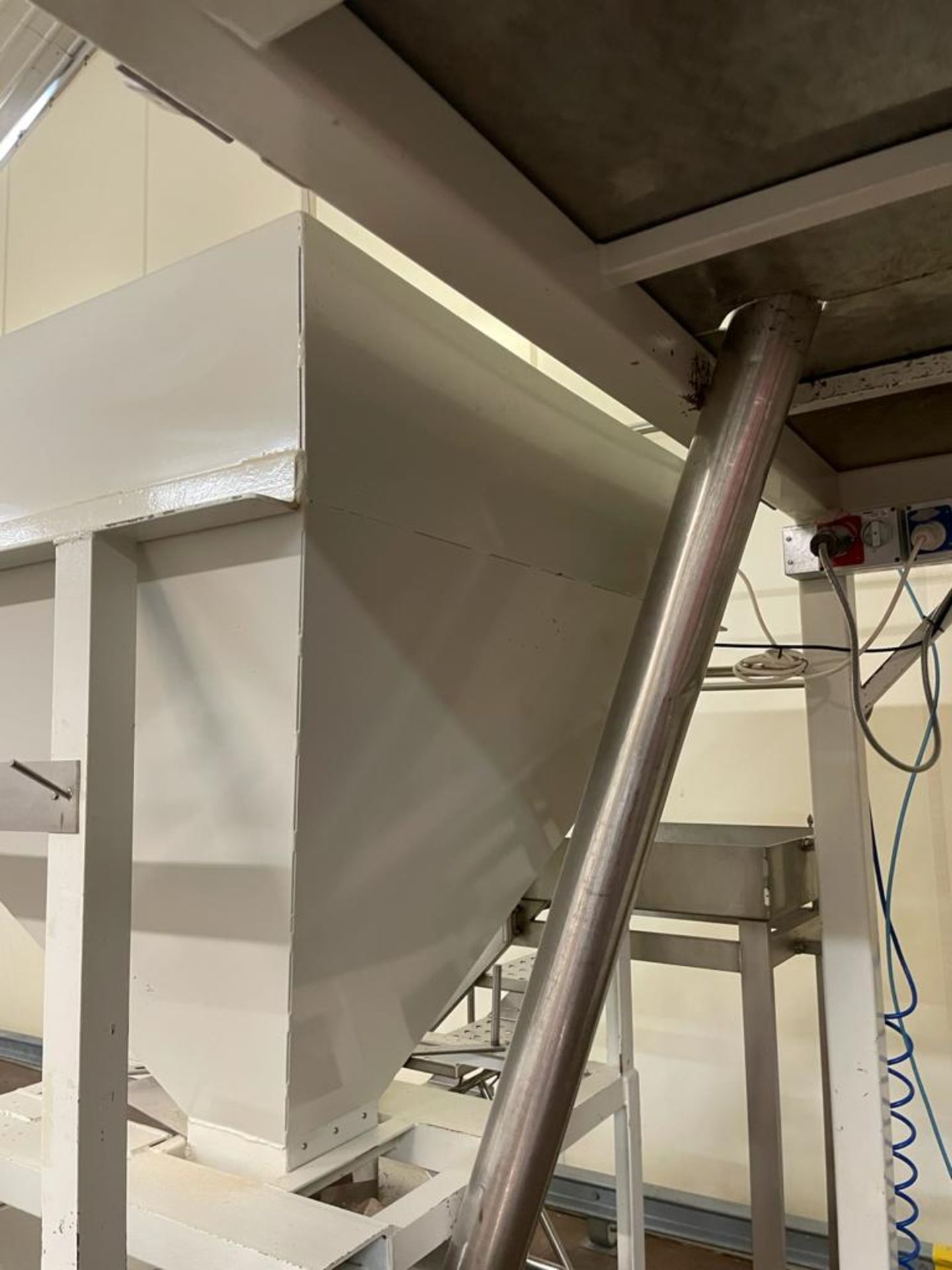 Muesli/ Seeds /Nuts Weighing and Bagging Line, comprising hopper which feeds into a Guttridge auger, - Image 3 of 15