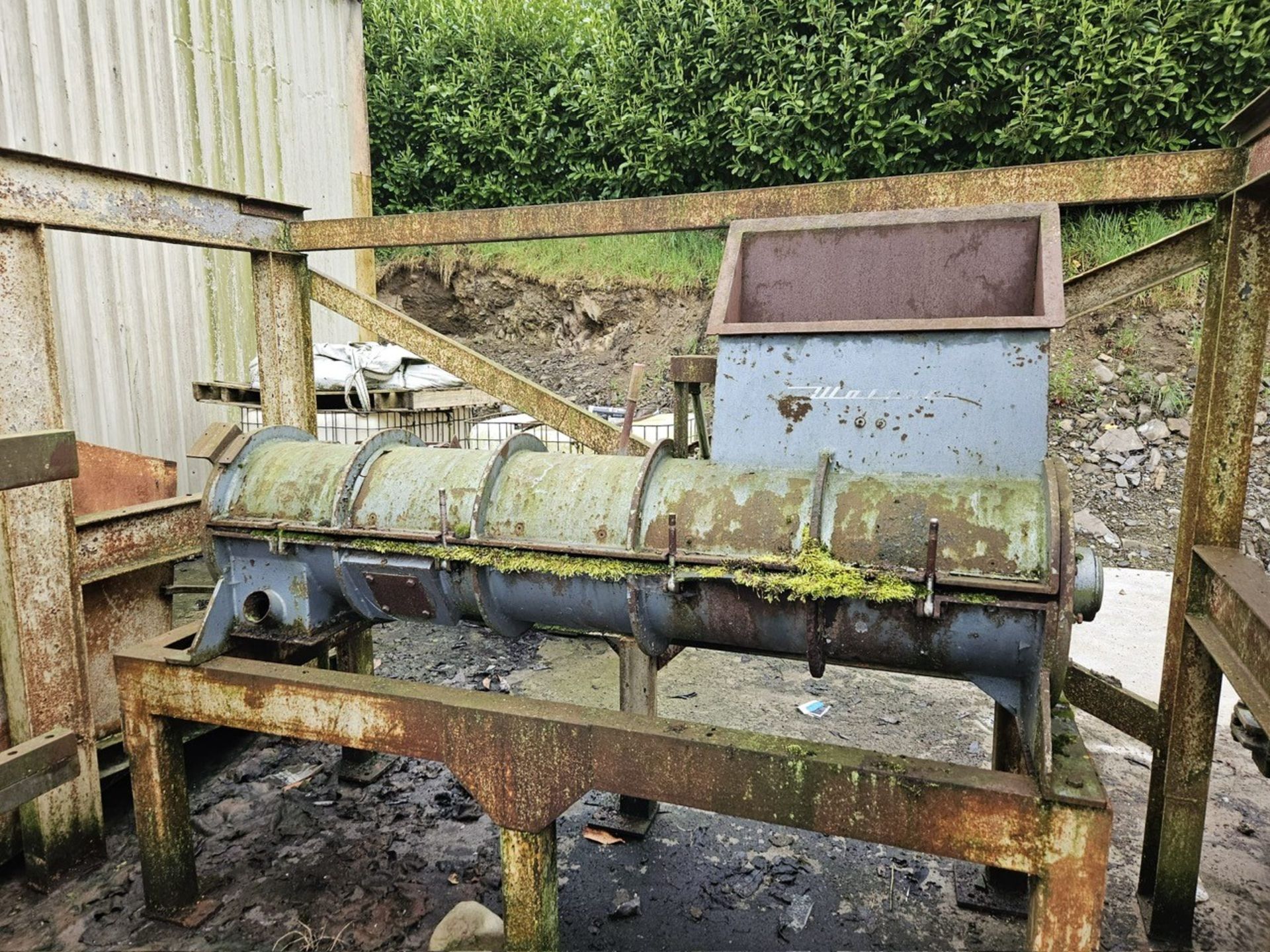 Walter D-4020 Molasses Mixer, loading free of charge - yes, lot located in Dundalk, Ireland Please