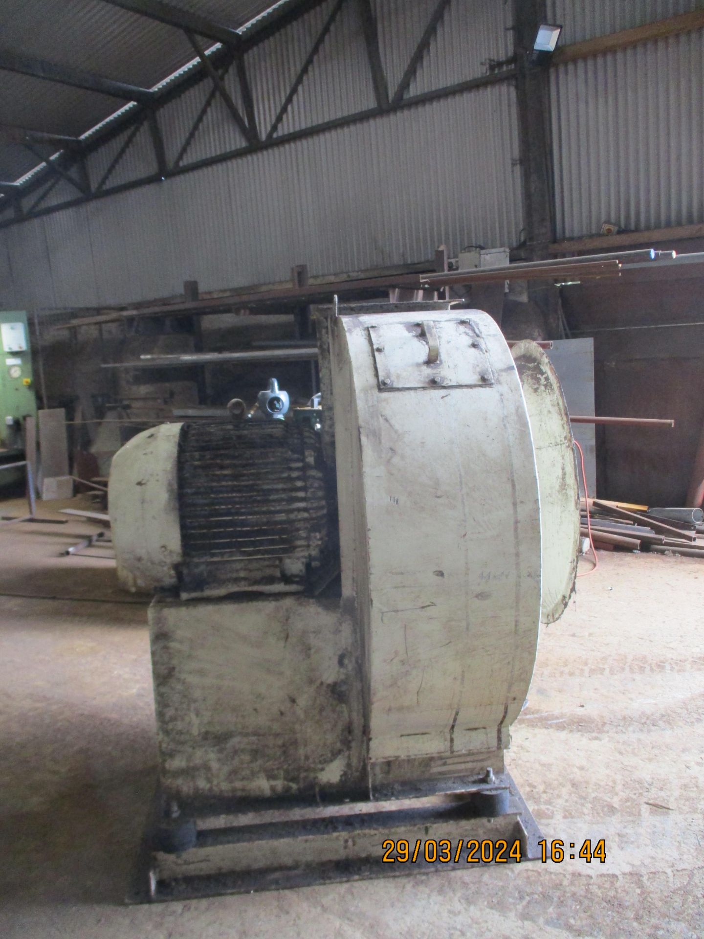 Grain Drying Fan, with 37kW electric motor, approx. 760mm dia. inlet, 605mm x 390mm outlet, - Image 4 of 4