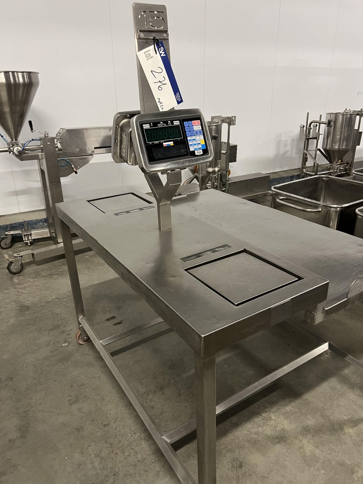 Two AJA ED1562 Scales, on fitted table, platform size approx. 240mm x 240mm, 1.3m x 1.1m x 1.6m high - Bild 2 aus 5