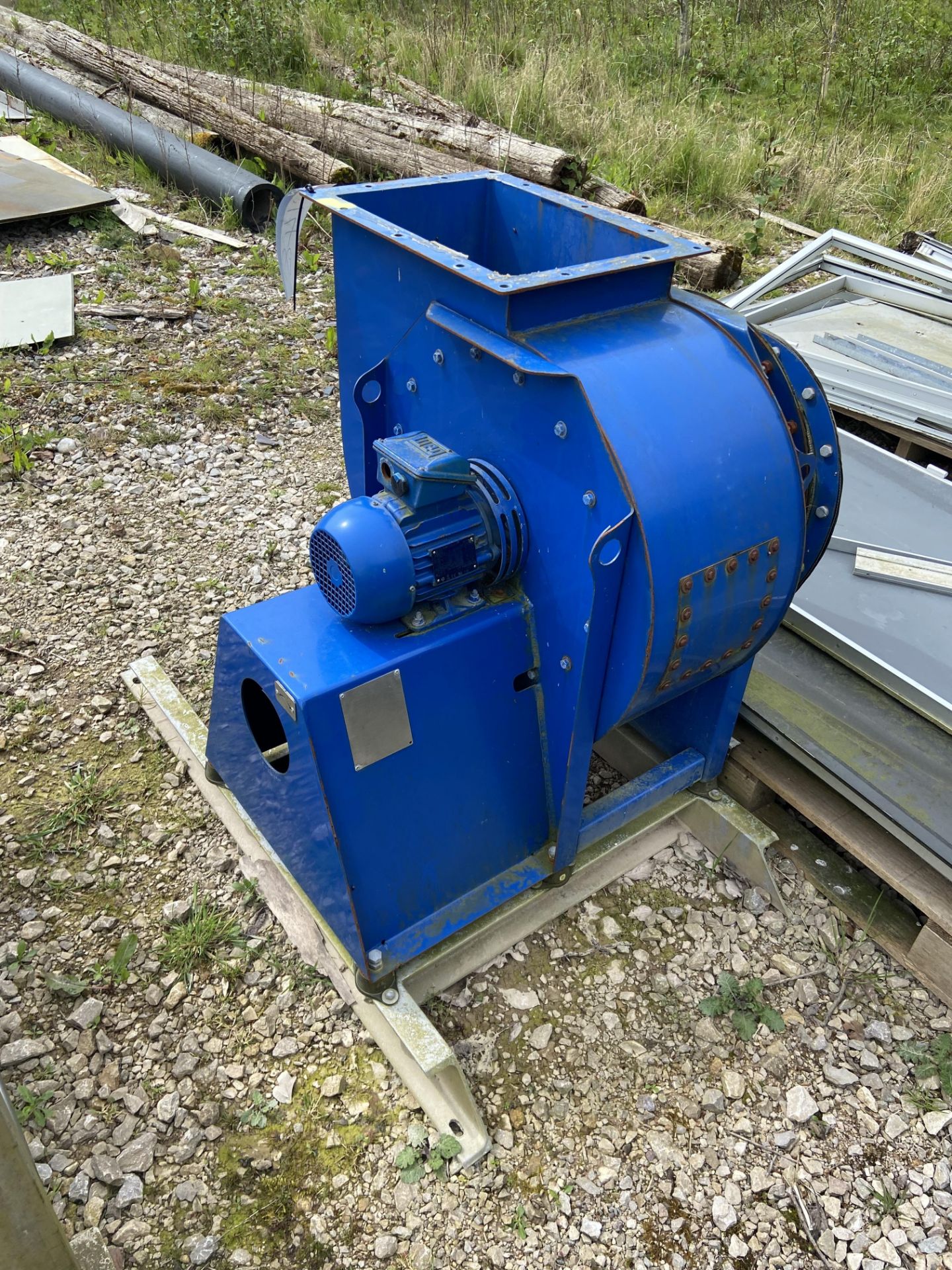 RHF Centrifugal Fan, serial no. 91178354/1, year of manufacture 2012, with fitted WEG 1.3kW electric - Image 3 of 4