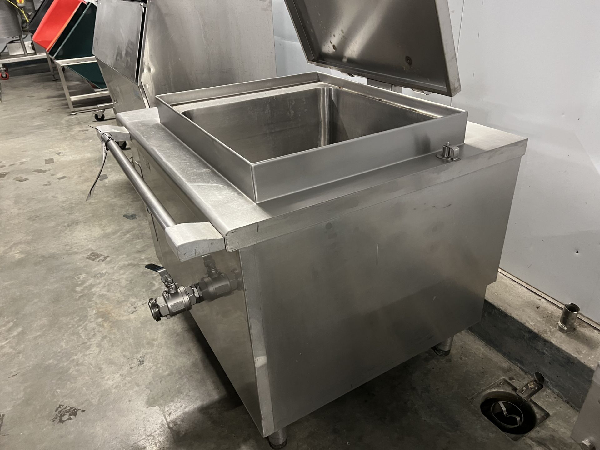 Chavet Cooking Vessel, with bottom outlet, vessel approx. 600mm x 700mm x 600mm dia., 1.2m x 1.1m - Bild 3 aus 4