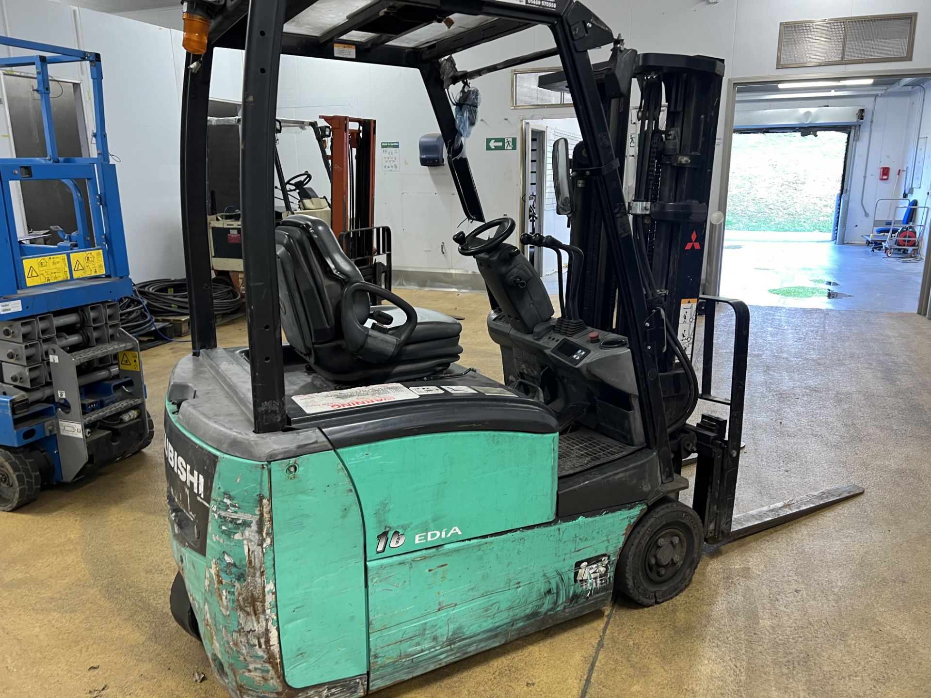 Mitsubishi FB16CPNT 1600kg cap. Electric Fork Lift Truck, serial no. EFB22 02177, with battery - Image 3 of 12