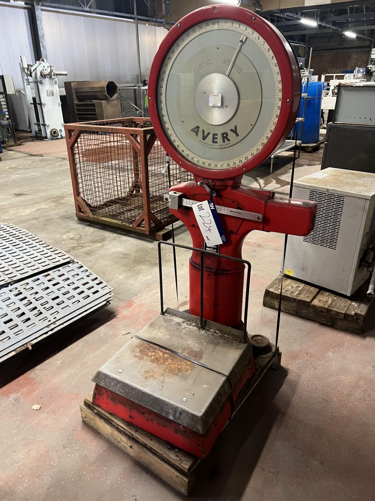Avery Old Style Platform Scale, with tare bar, approx. 500mm x 500mm platform, lift out charge - £20