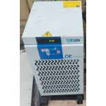 De iTech 018 Refrigerant Air Dryer, inlet capacity 64 cfm, max working pressure 16 bar, loading free