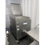 Kolbe MWE52 MOBILE MIXER/ GRINDER, serial no. 126 0879, year of manufacture 2009, lot located at
