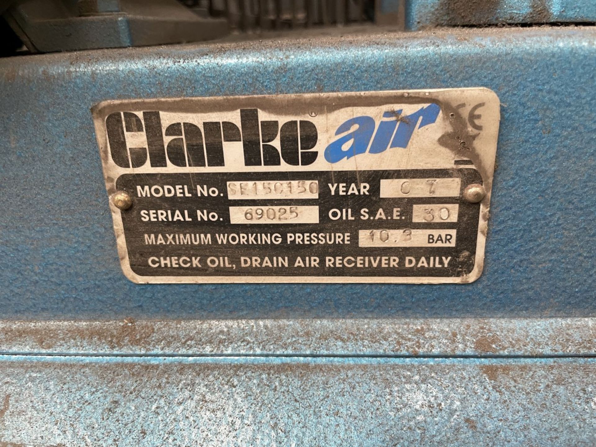Clarke SE15C 150 Horizontal Receiver Mounted Air Compressor, serial no. 69025, 240V, lot located - Bild 2 aus 2