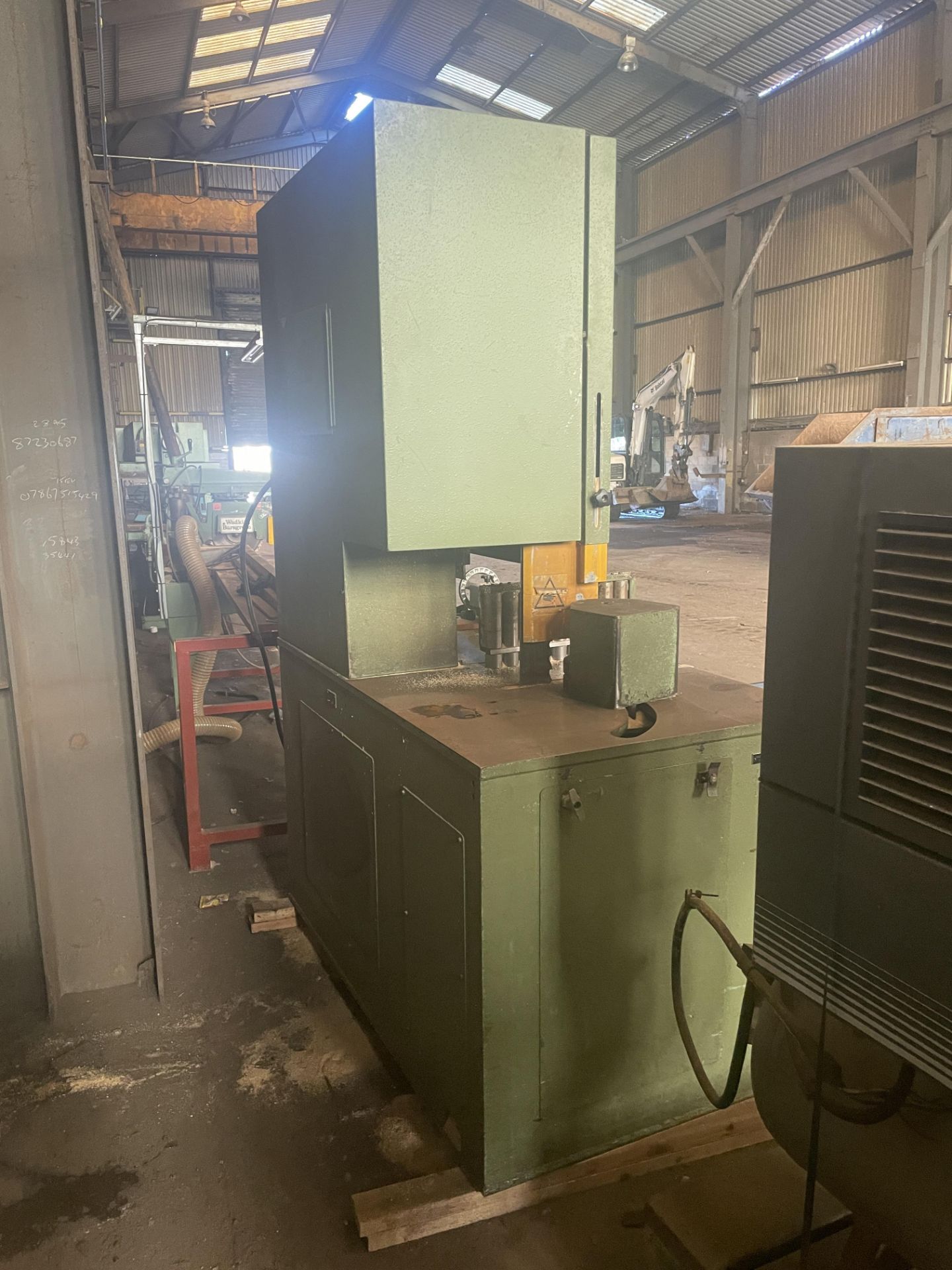 Stenner EAGLE 36 VERTICAL RESAW, serial no. 9387, lot located at Cochranes Wharf, Dockside Rd, - Bild 3 aus 8