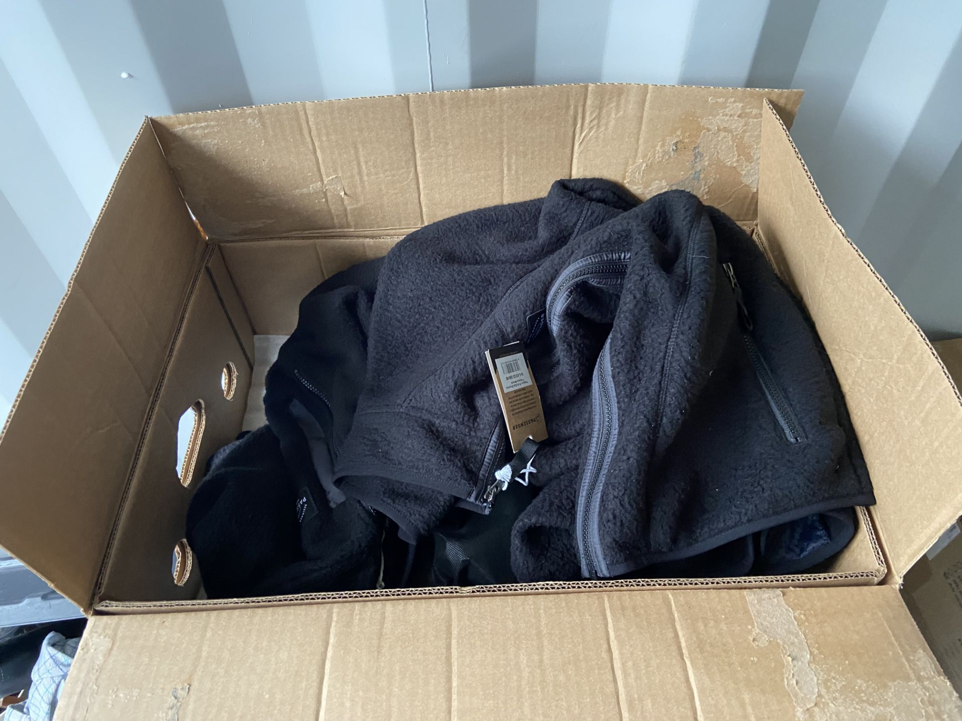 Passenger Clothing, including three pairs of slippers and two fleeces, in cardboard box Please - Image 3 of 5