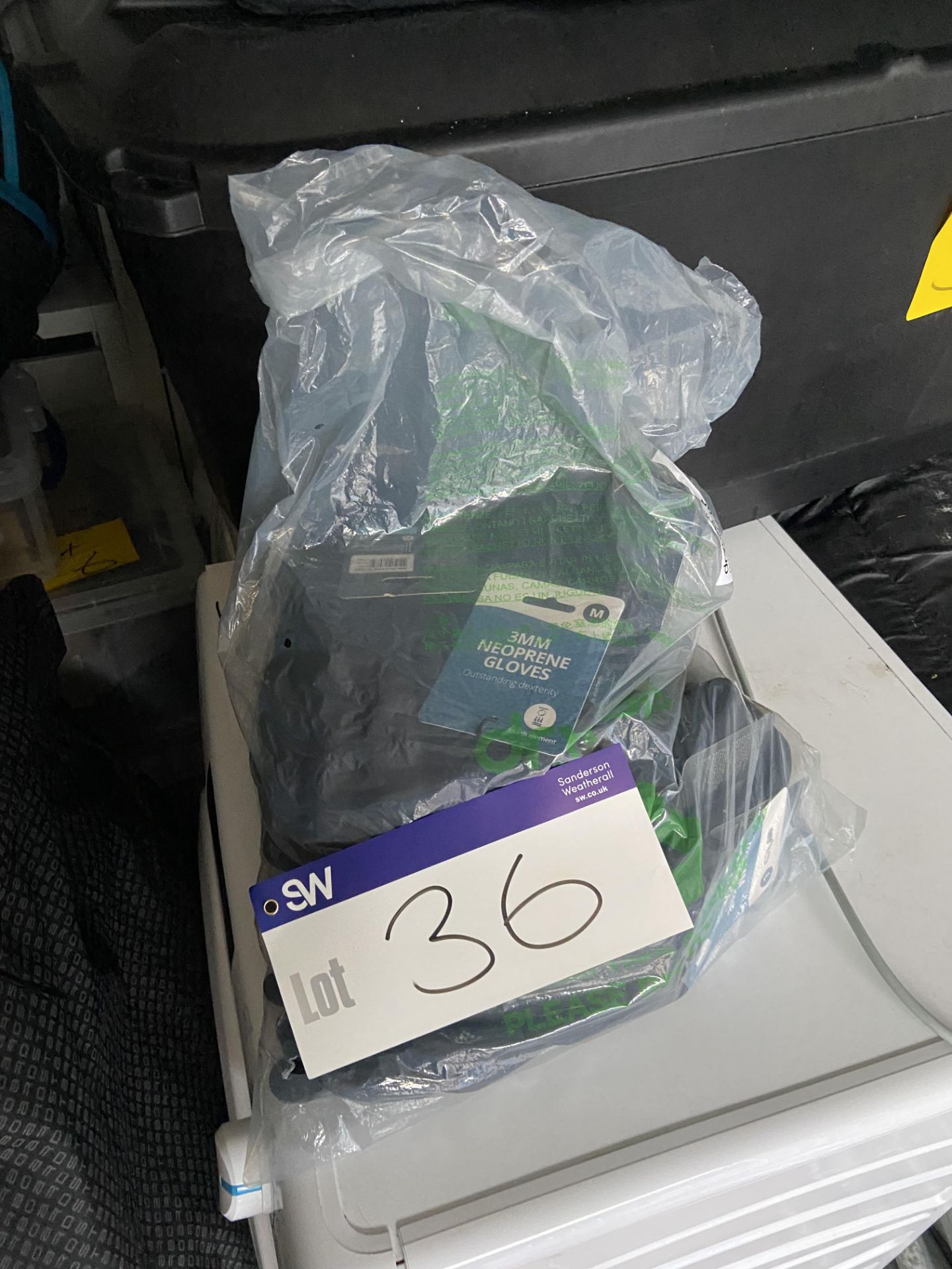 Quantity of 3mm Mens & Womens Neoprene Gloves (unused – with tags), as set out in two plastic bags