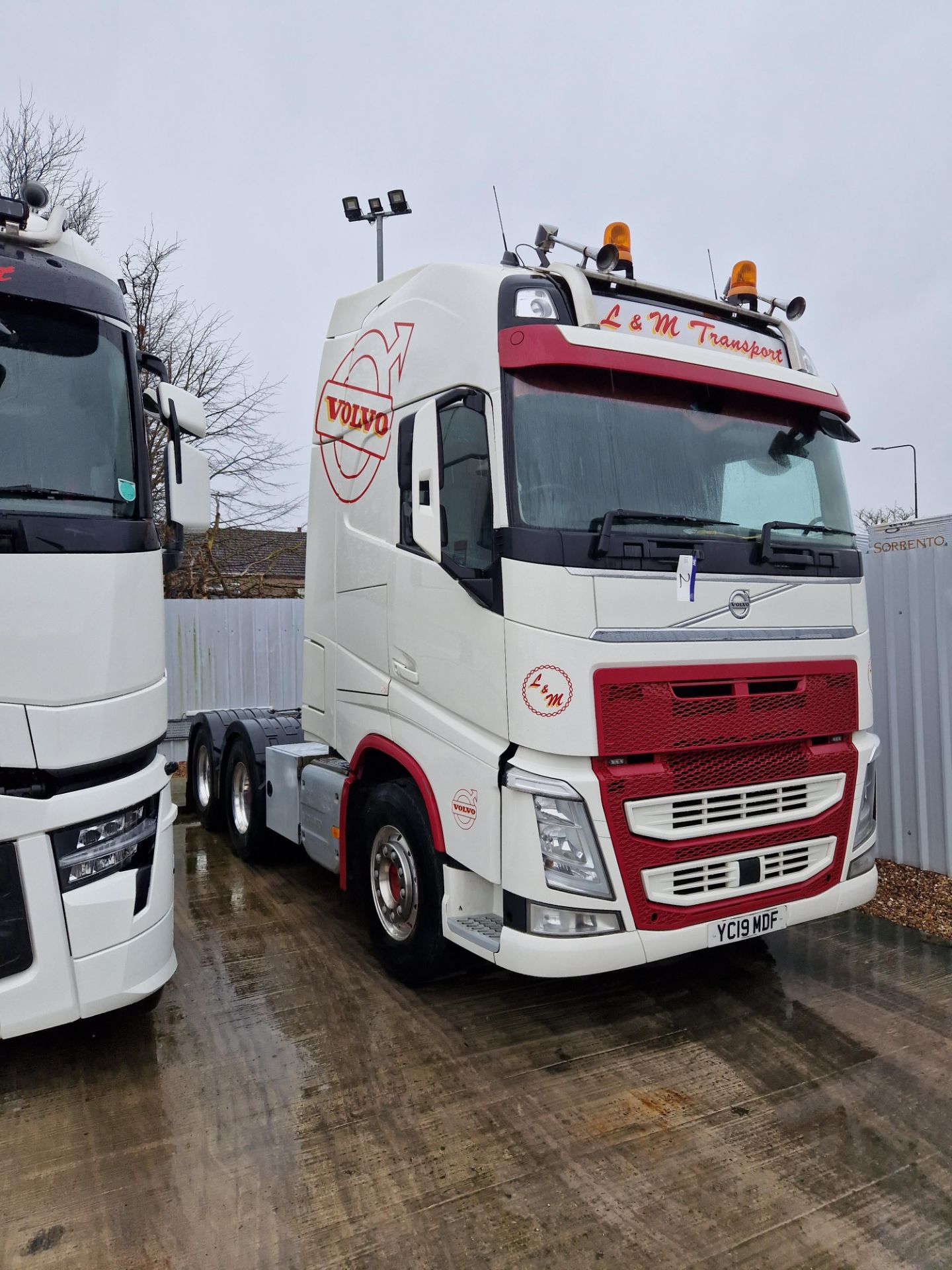 Volvo FH500 Globetrotter 6x2 Twin Tag Tractor Unit, Registration No. YC19 MDF, Mileage: 712,657KM ( - Image 2 of 9