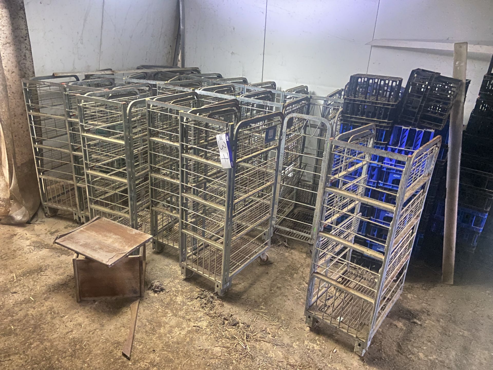 Approx. 22 Cage Trolleys, each approx. 650mm x 350mm x 1.1m deep Please read the following important - Bild 2 aus 2