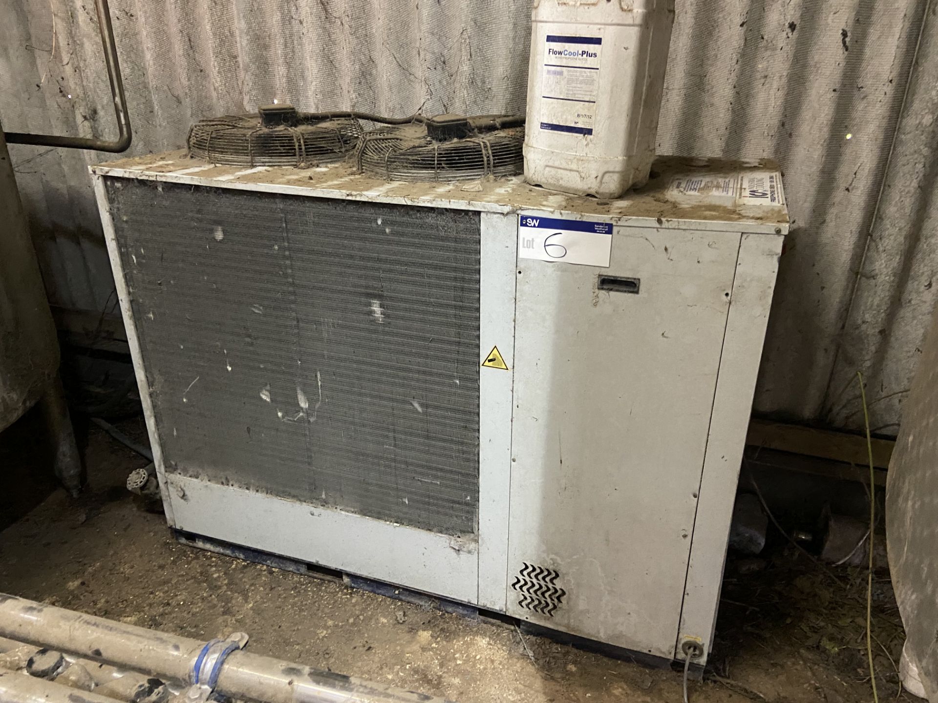 M.T.A. TAE EVO 121 Industrial Process Twin Fan Water Chiller Unit, serial no. 2200068841, year of - Bild 3 aus 5
