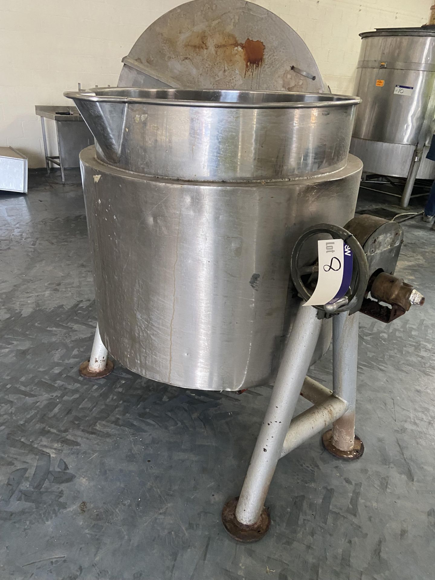 Jacketed Stainless Steel Tipping Tank, 900mm dia. x approx. 900mm deep Please read the following