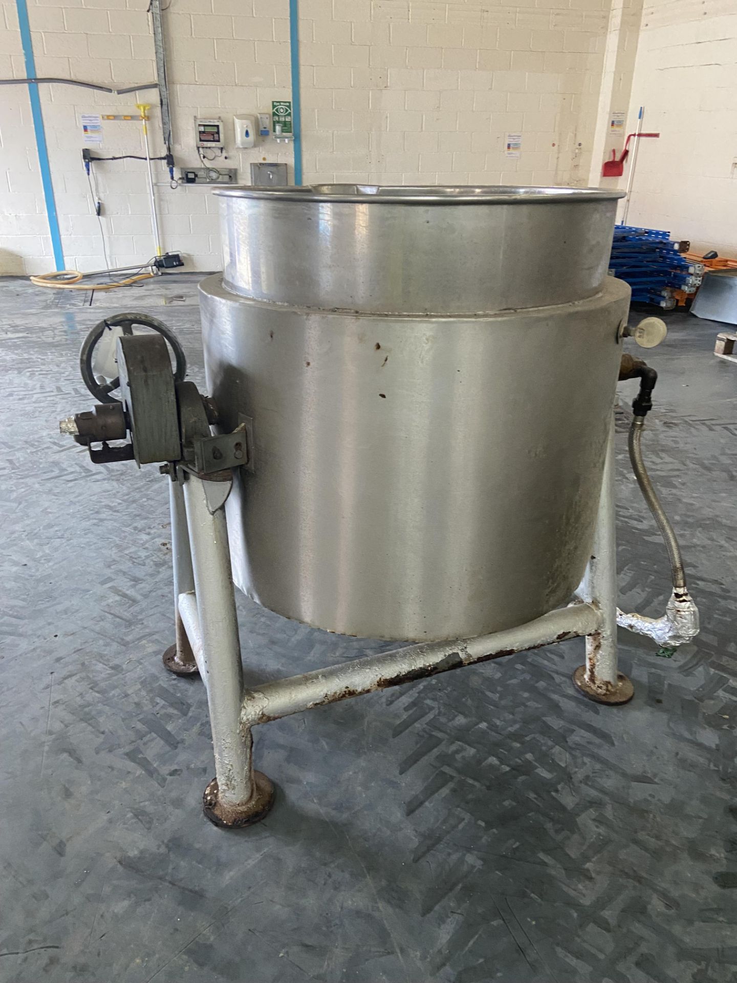 Jacketed Stainless Steel Tipping Tank, 900mm dia. x approx. 900mm deep Please read the following - Image 3 of 5