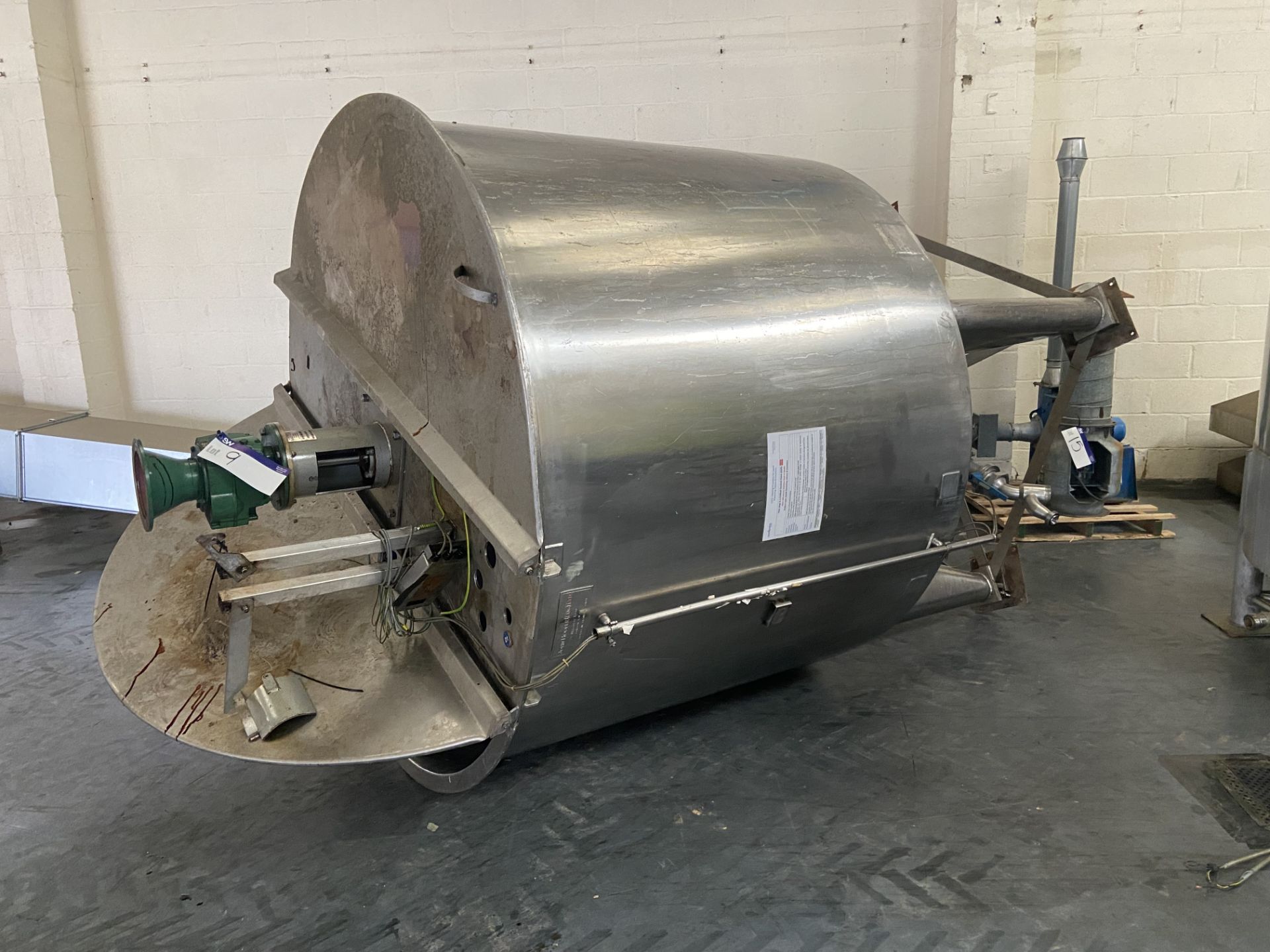 Rigal Bennett Mixer TYPE GT22-1 STAINLESS STEEL MIXING VESSEL, 1.8m dia. x 1.6m deep, with - Image 2 of 9