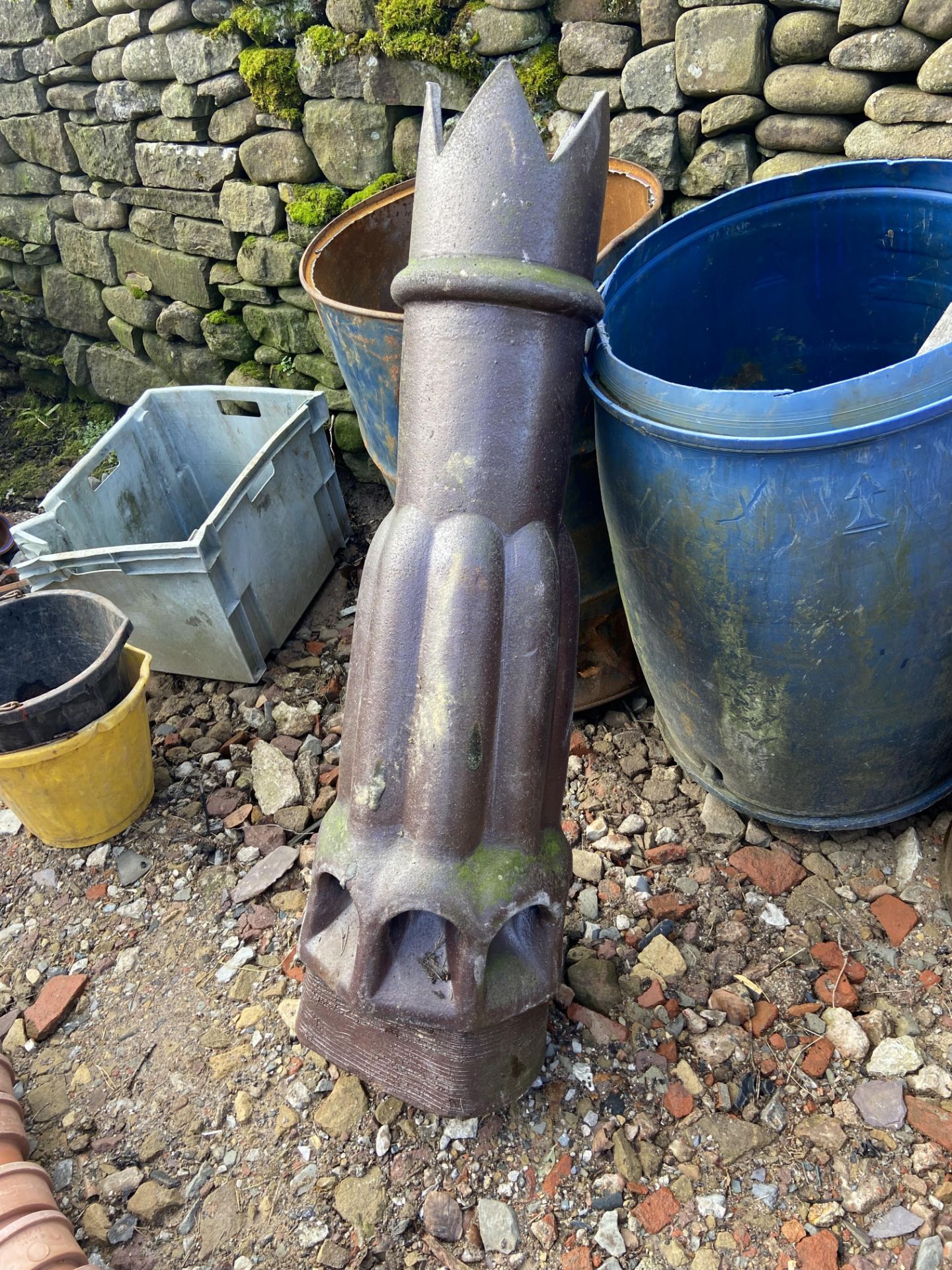 Ceramic Chimney Pot Please read the following important notes:- Free loading will be given with most