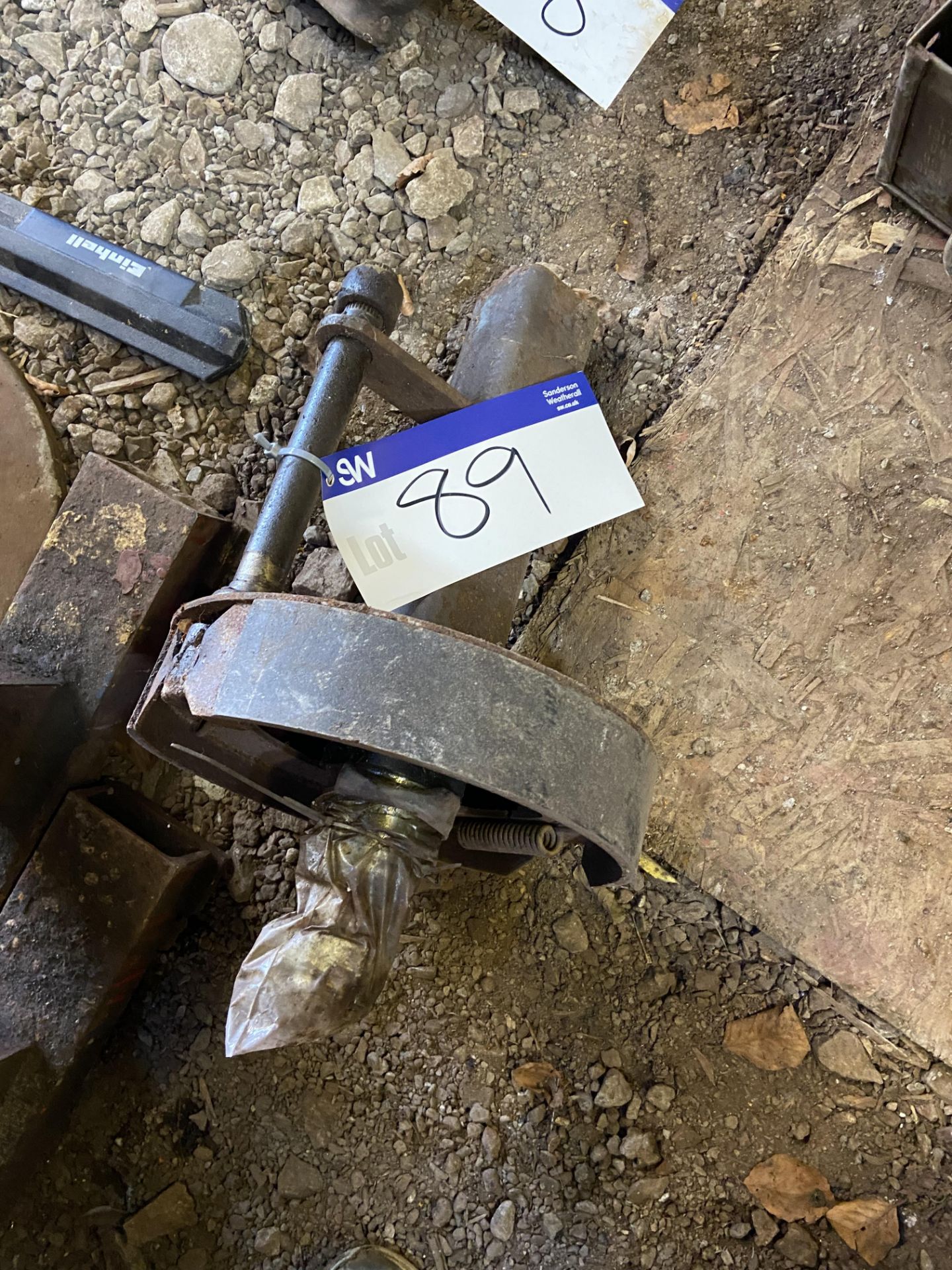 Trailer Stub Axle (unused) Please read the following important notes:- Free loading will be given