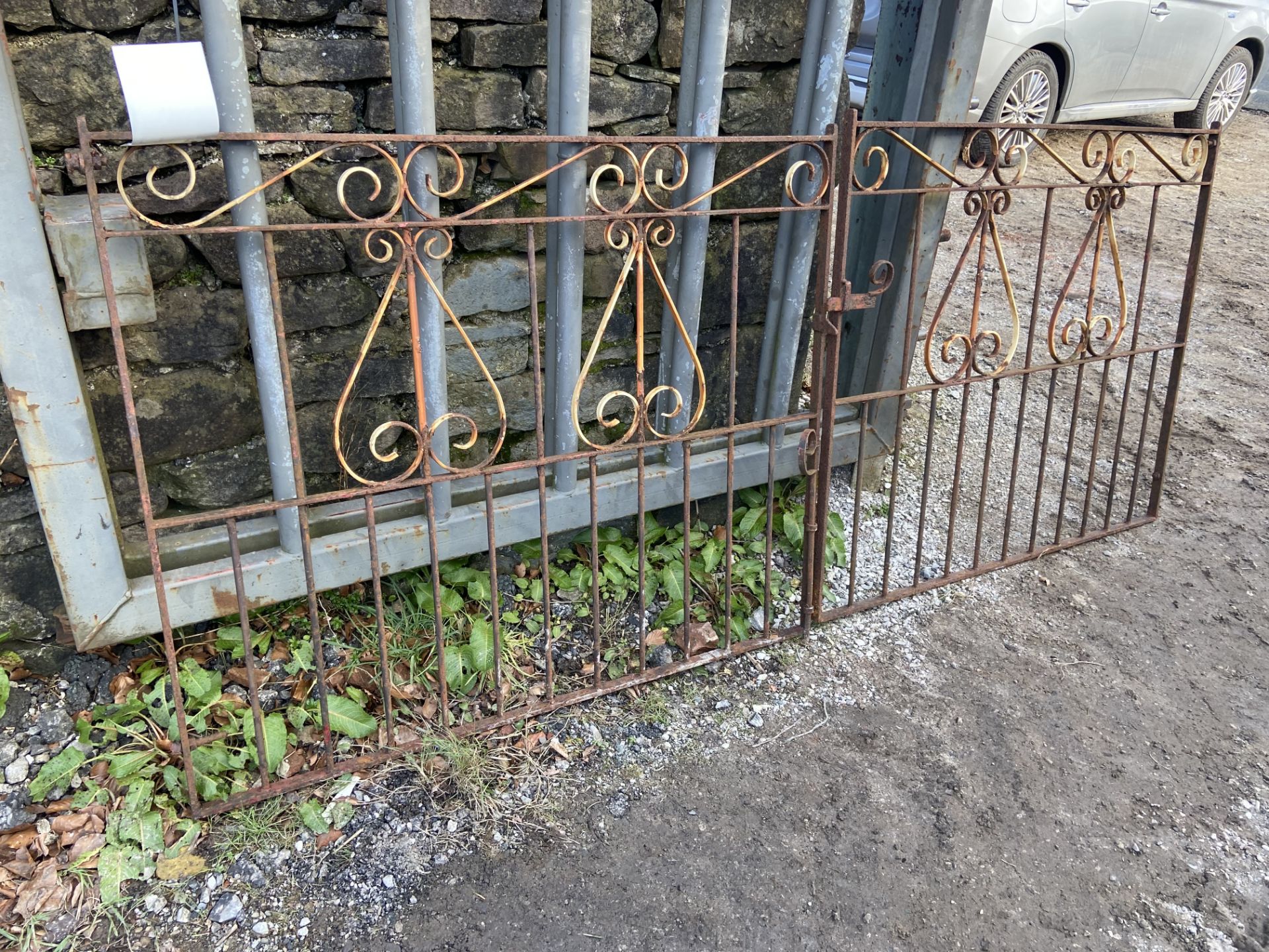 Twin Steel Gate, approx. 2.5m wide x 1300mm high (please note - this lot is NOT subject to VAT on