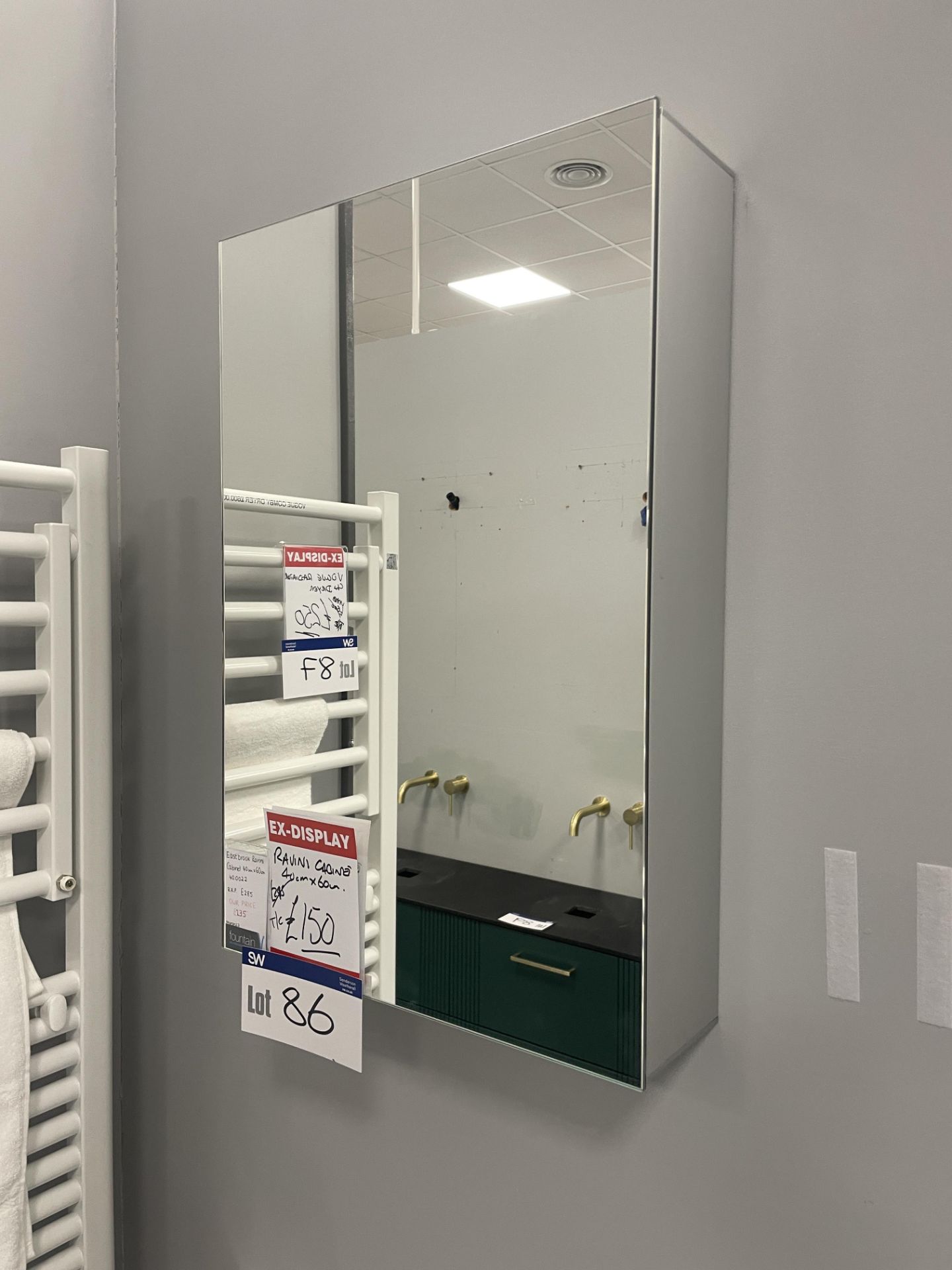 Eastbrooke Ravina Mirrored Cabinet, approx. 600mm x 400mm Please read the following important