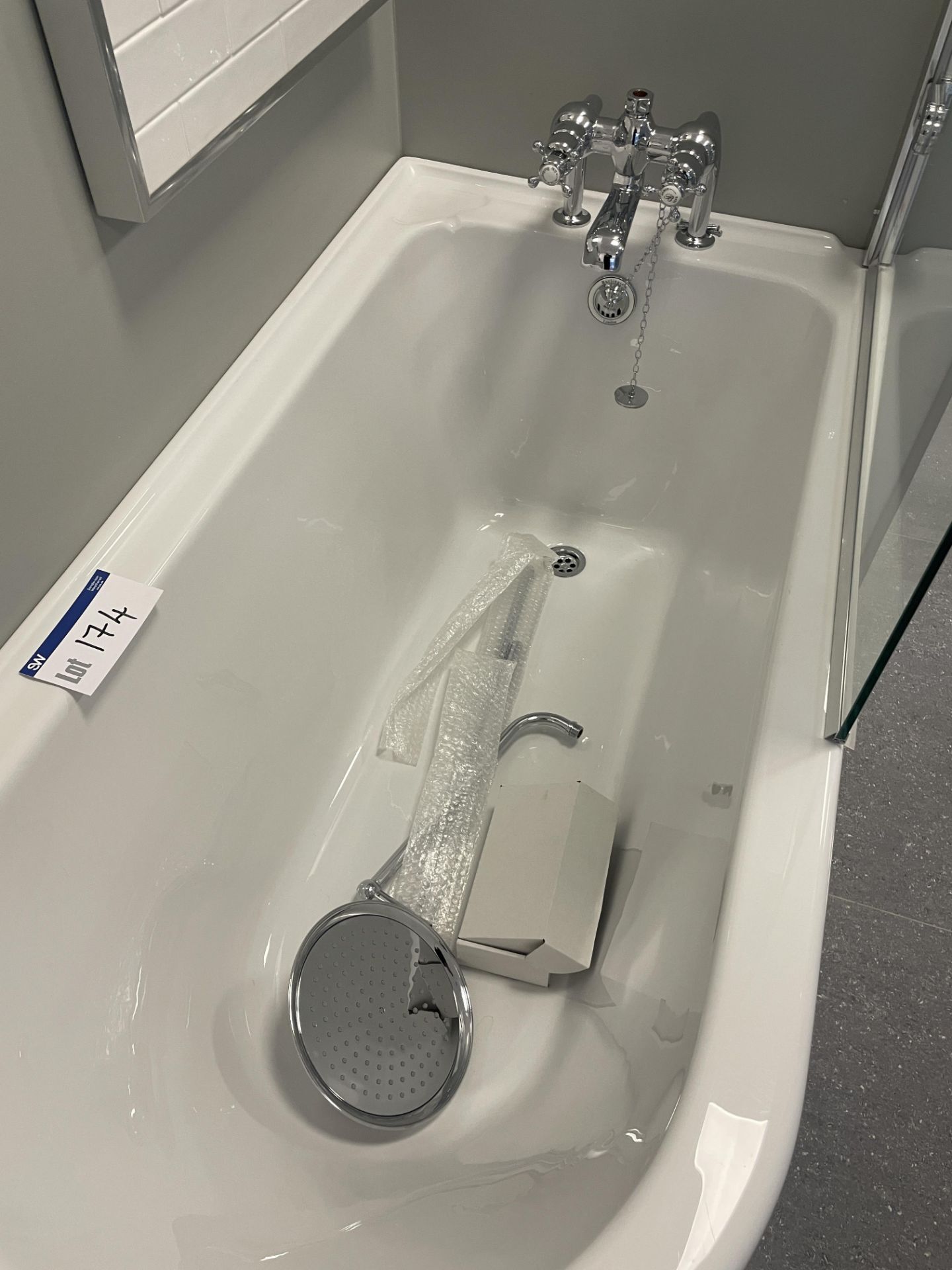Burlington Bath, with legs, screen, taps and showerhead, bath approx. 1.5m x 740mm Please read the - Image 3 of 3