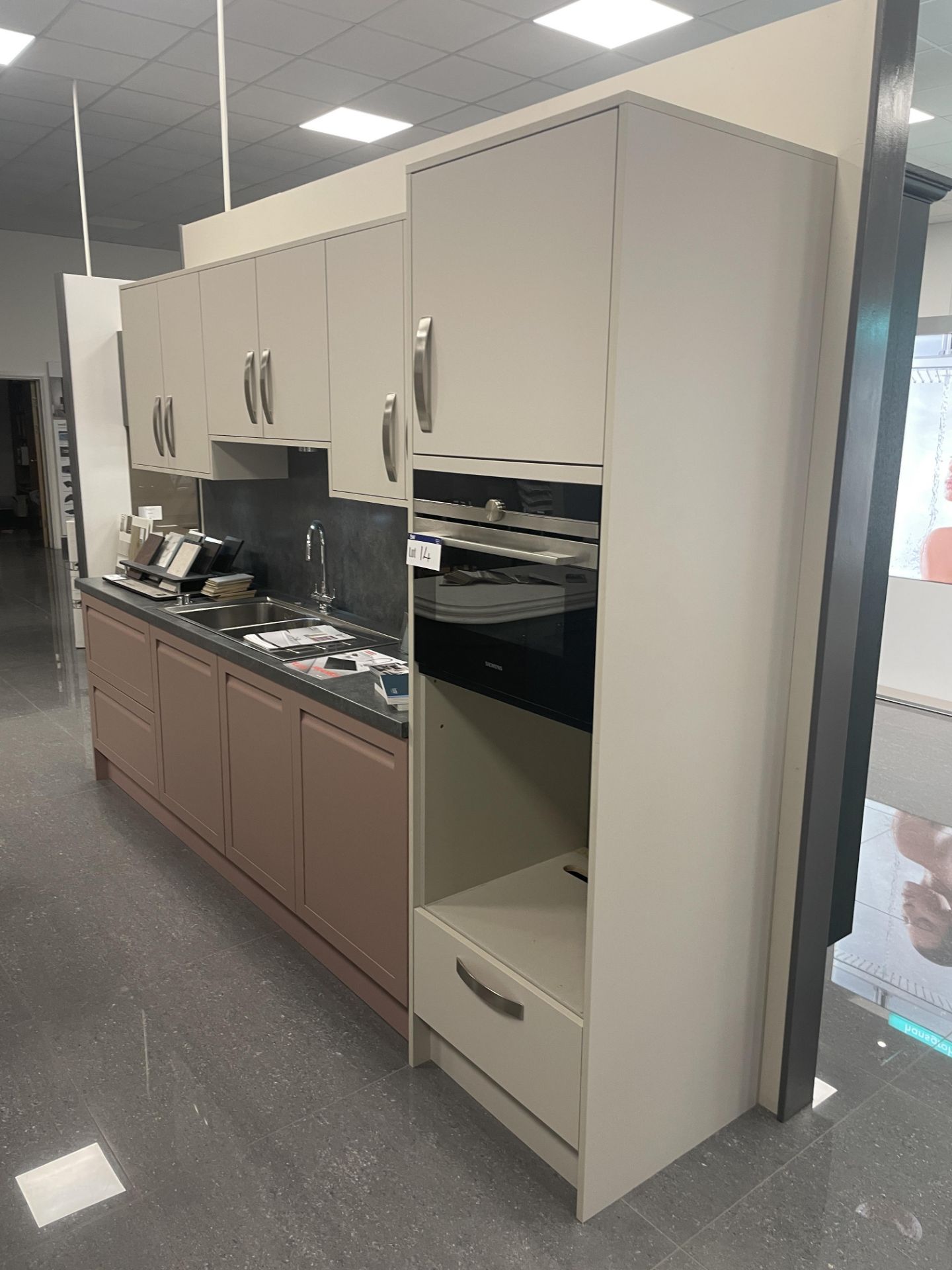 Masterclass Kitchens Sutton KITCHEN UNIT, with cabinets, Franke twin sink and taps and Siemens - Image 2 of 6