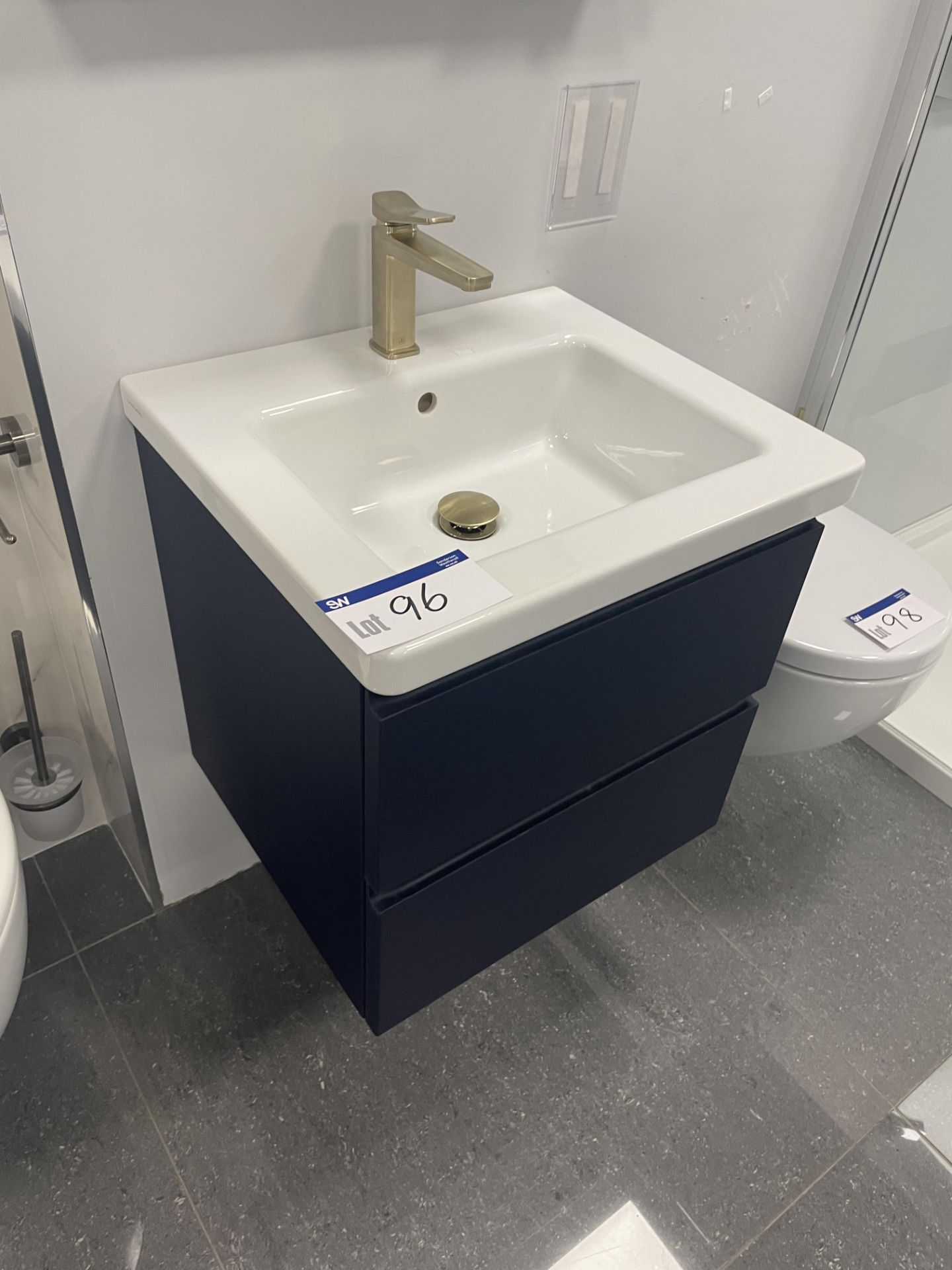 Catalano Basin Unit, with tap, approx. 550mm x 490mm Please read the following important