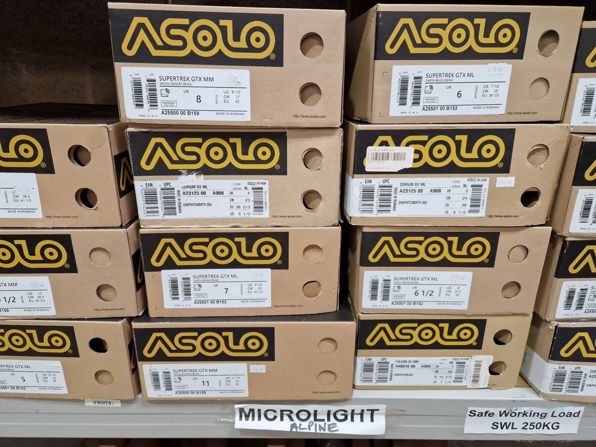 29 Pairs of Asolo Supertrek / Nucleon / Cerium / Finder / Piolet Boots, Colours: Earth Beige/ - Image 4 of 5