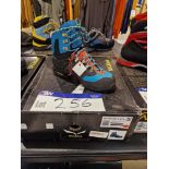 Salewa WS Raven 2 GTX Boots, Colour: Ocean/Ringlo, Size: 5 UK Please read the following important