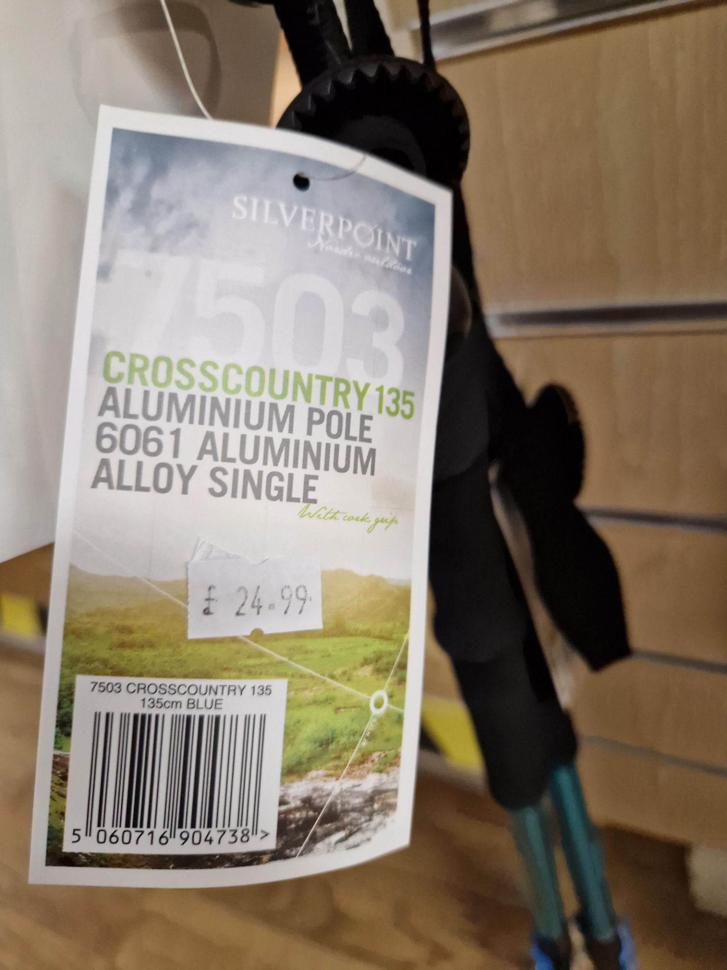 Two Silverpoint 7503 Crosscountry 135 Aluminium Trekking Poles Please read the following important - Image 2 of 2