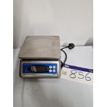 Brecknall C3235 Weighing Scales Please read the following important notes:- ***Overseas buyers - All