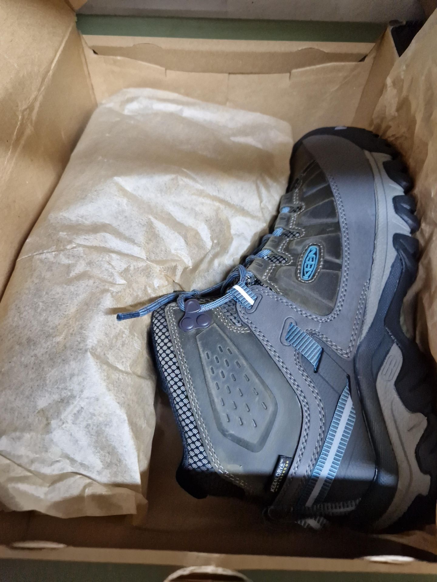 Five Pairs of Keen Targhee III MID WP Boots, Colour: Magnet/Atlantic Blue, Sizes: 5 UK, 5.5 UK, 7 UK - Image 2 of 2