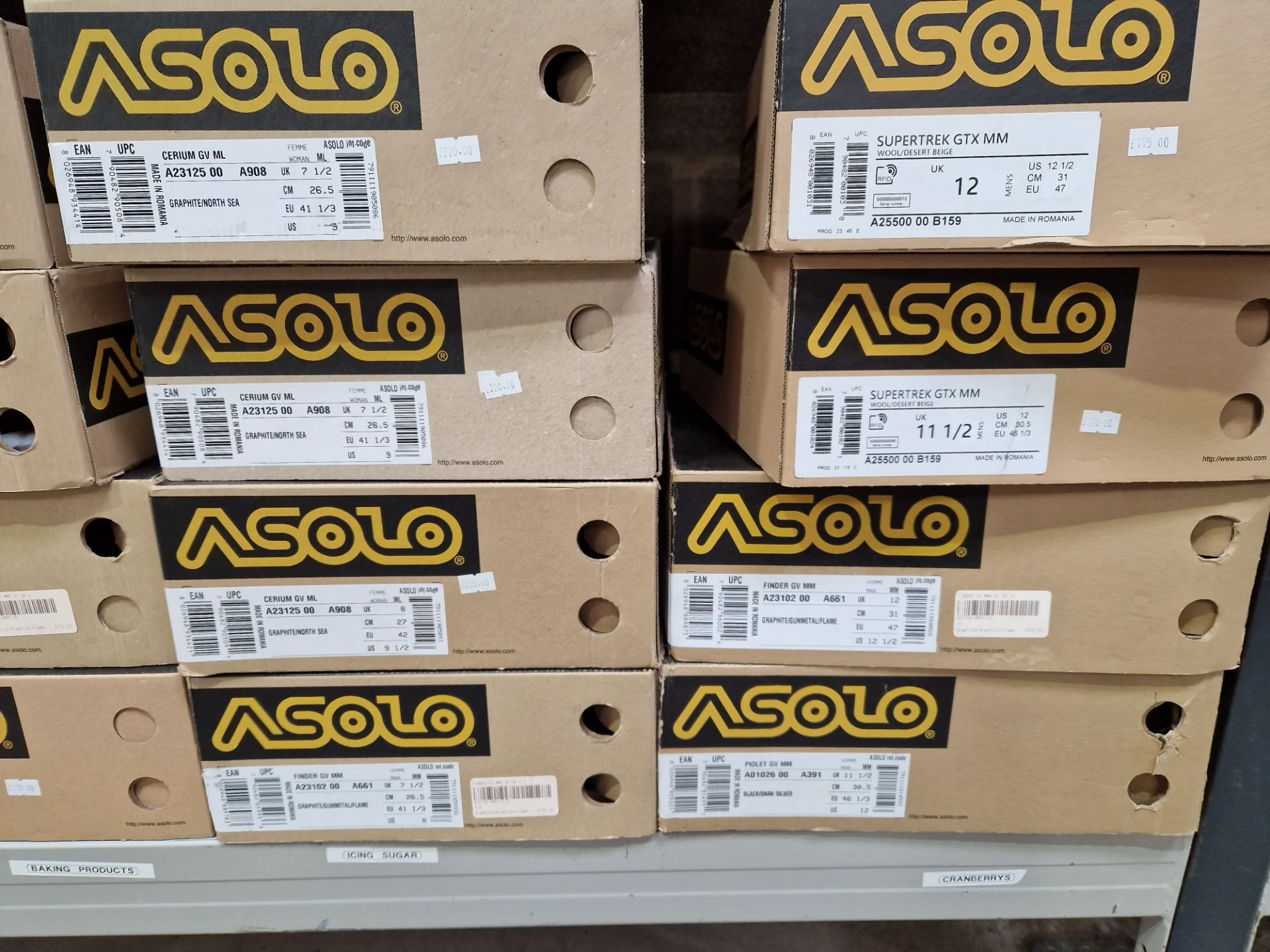 29 Pairs of Asolo Supertrek / Nucleon / Cerium / Finder / Piolet Boots, Colours: Earth Beige/ - Image 2 of 5