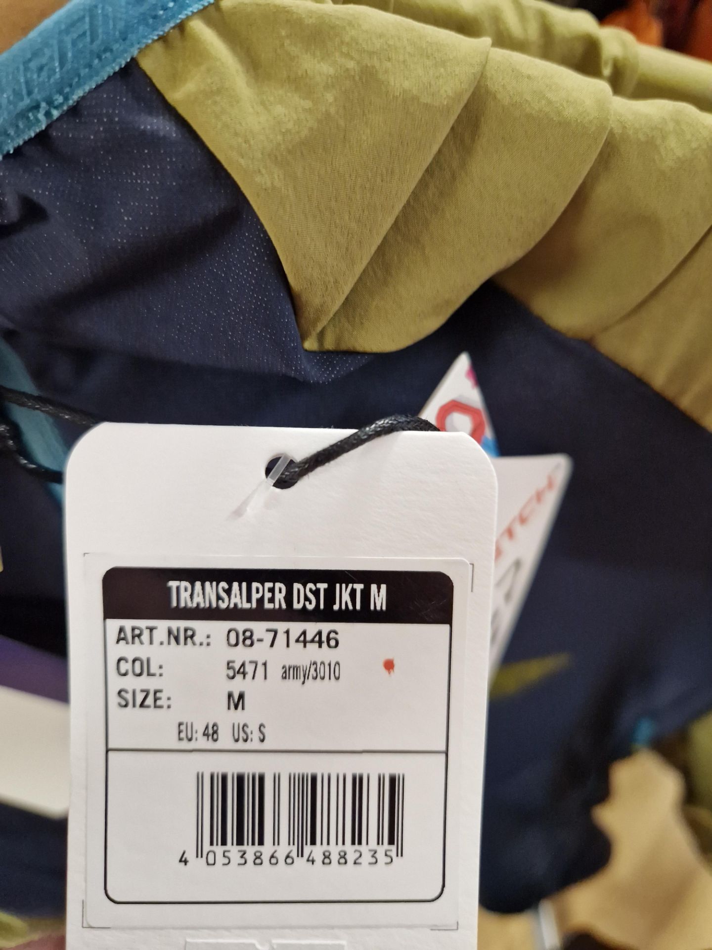 Two Dynafit Transalper DST Jackets, Colour: Army, Sizes: M, XL Please read the following important - Image 2 of 2