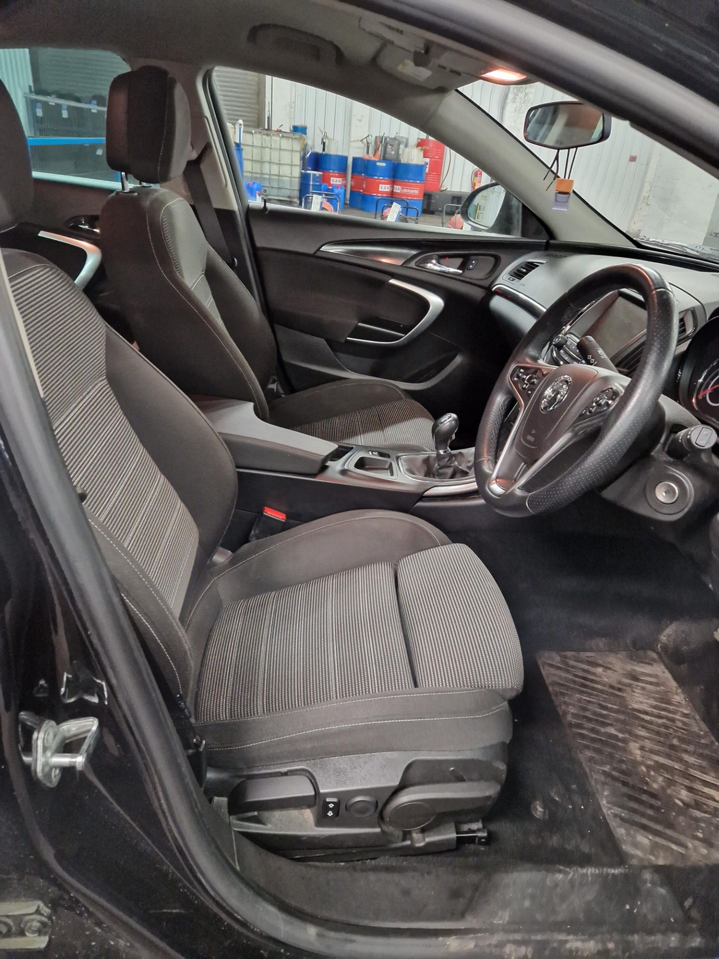 Vauxhall Insignia 1.6 CDTi SRi Nav 5dr Diesel Hatchback, Registration No. YW16 DZB, Mileage: 91, - Bild 5 aus 8