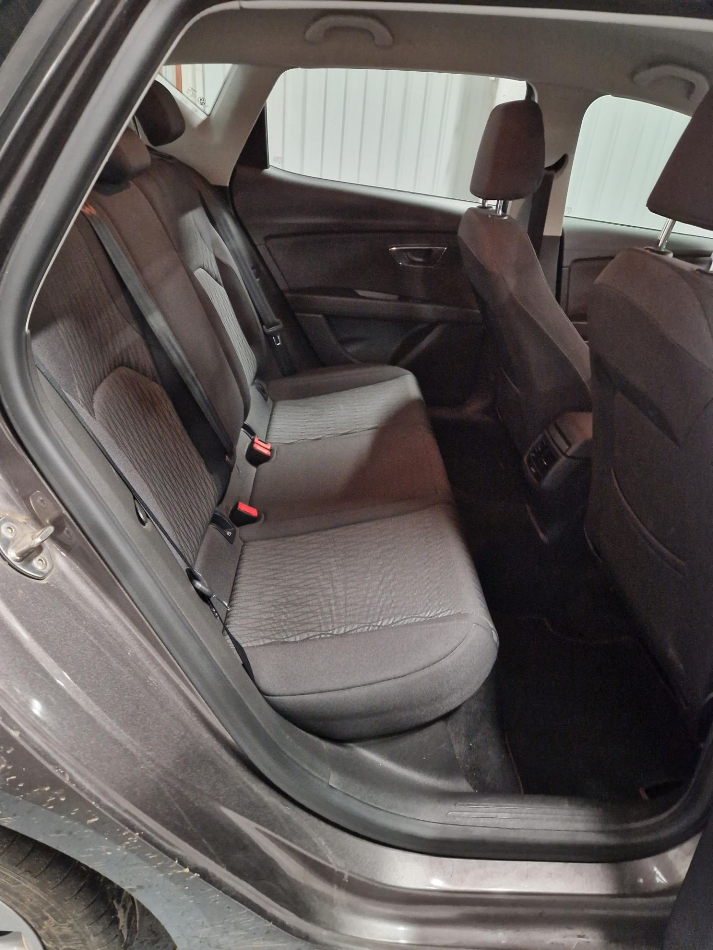 Seat Leon 1.6 TDI SE 5dr Diesel Hatchback, Registration No. DA15 OJE, Mileage: 75,766 (at time of - Image 7 of 7