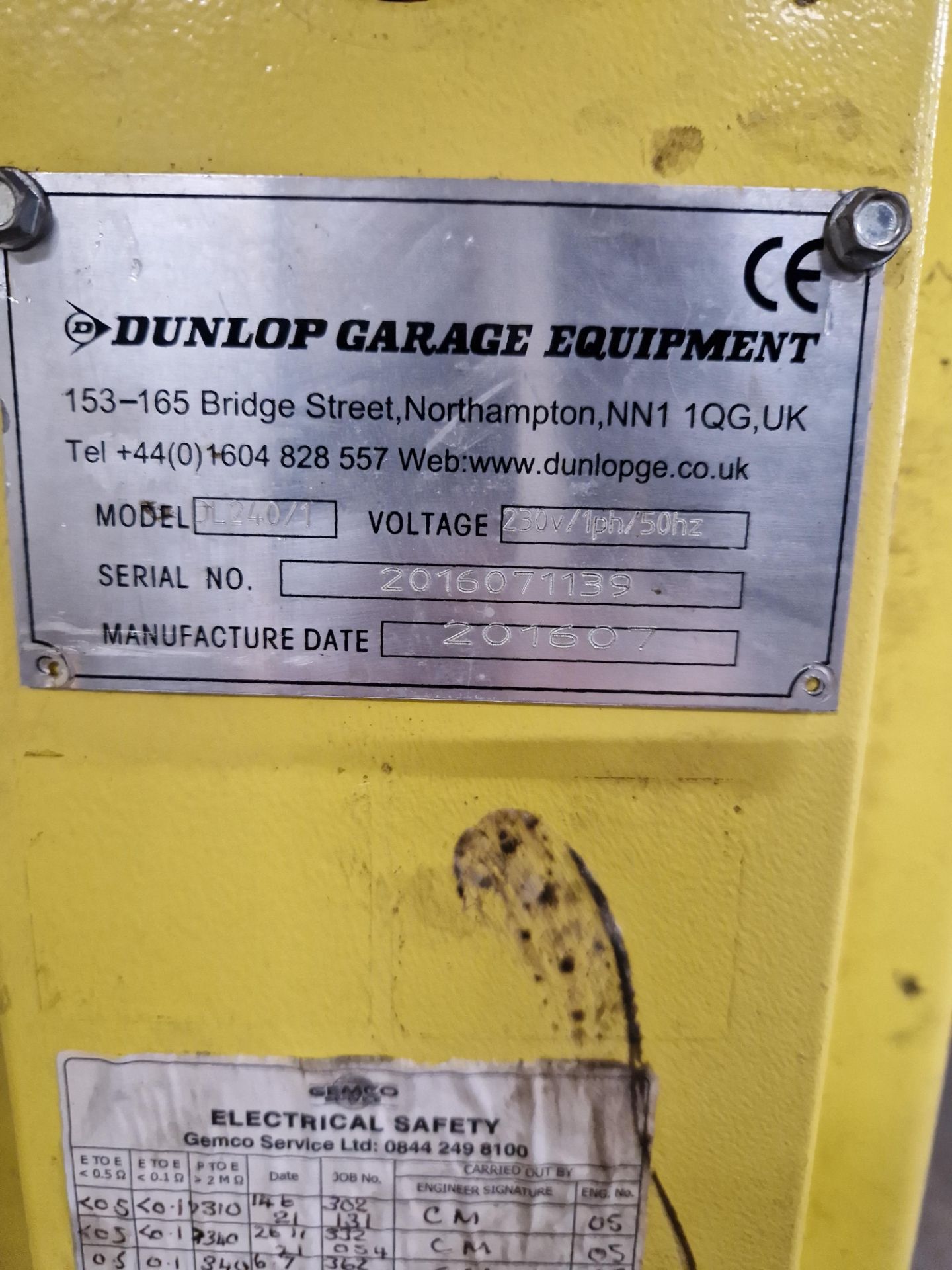 Dunlop Garage Equipment DL240/1 Twin Post Vehicle Lift, 4000KG Capacity, Year of Manufacture 2016, - Image 4 of 4