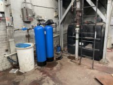 MWG Water Treatment Plant, with Mlowara Pump, two plastic tanks and flexible hose/ pipework (