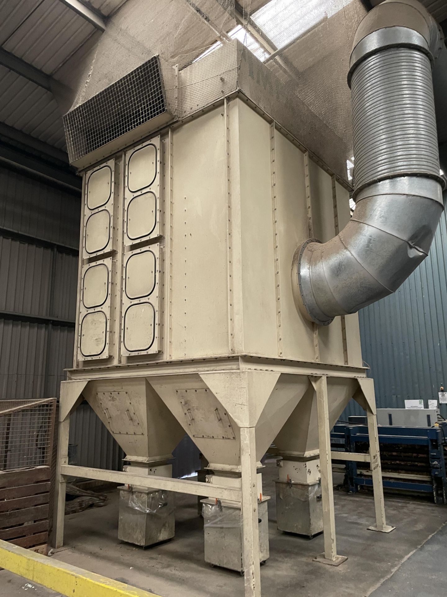 Impact Air System Dust Collection Unit, Approx. 6m high x 3.3m x 3.5m with Separator, rotary valve - Image 2 of 4