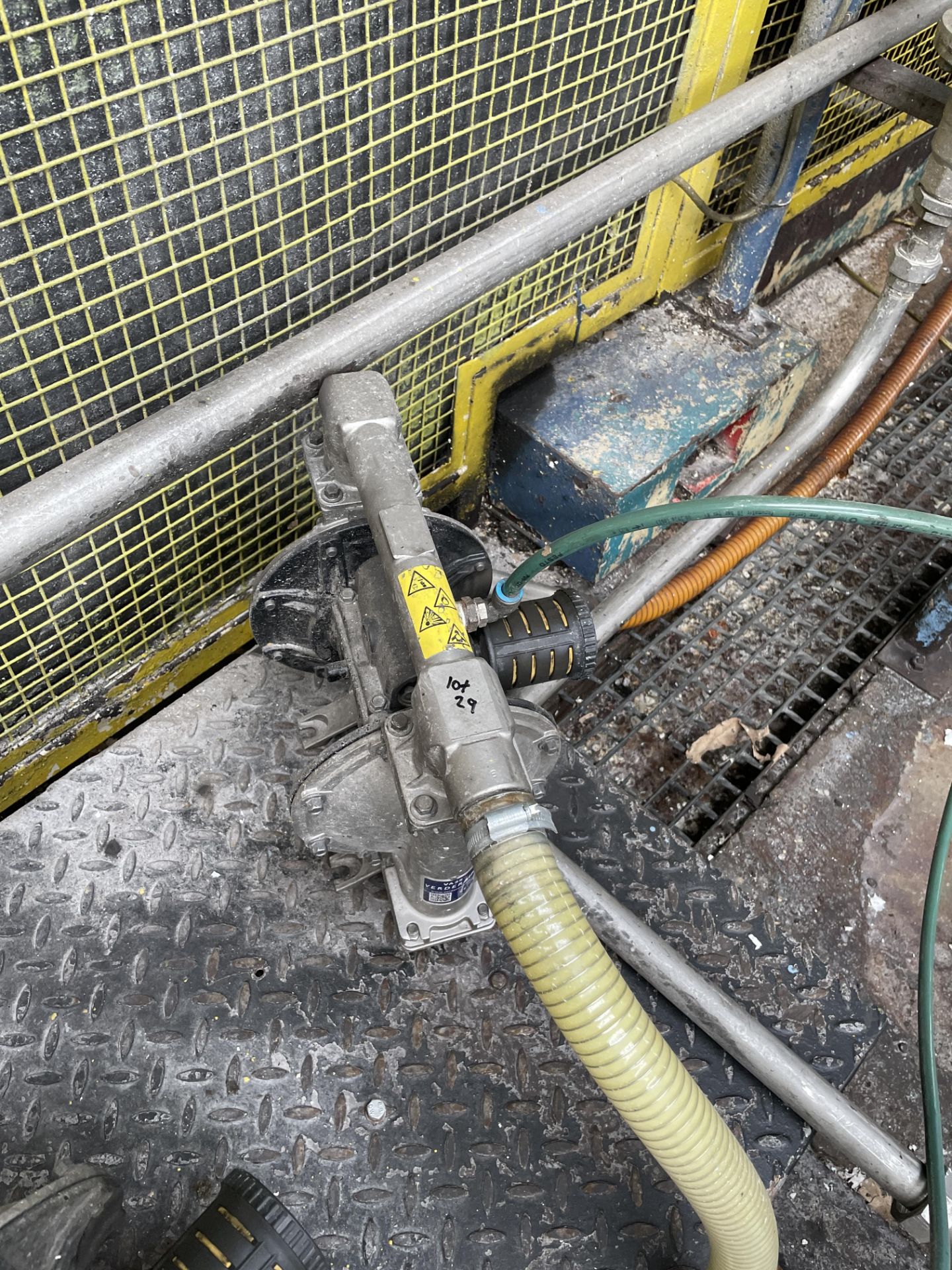 Cleanwell Pressure Washer Unit, with pressure washer attachment (Contractors take out charge - £ - Image 3 of 5