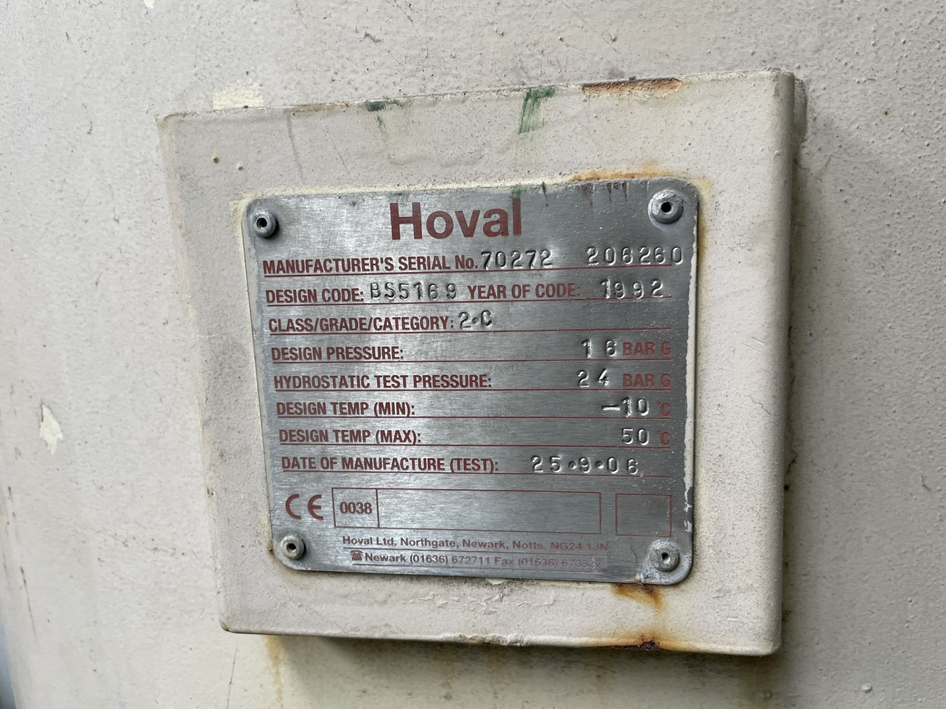 Hoval Vertical Welded Air Receiver, serial no. 70272 206260, year of manufacture 2006, 16 bar design - Image 2 of 2