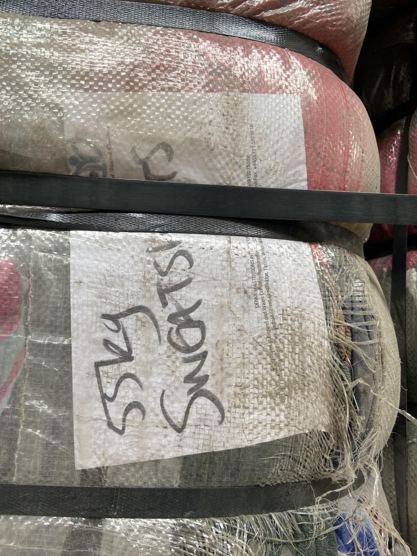 APPROX 224 BALES (10,080KG) RECYCLABLE WASTE TEXTILES, Understood to comprise: Two bales x 45kg - Image 6 of 9